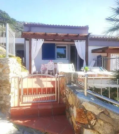 Giglio 1 Apartment