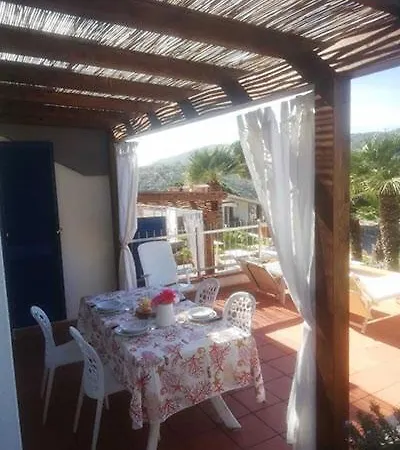 Apartment Giglio 1 *